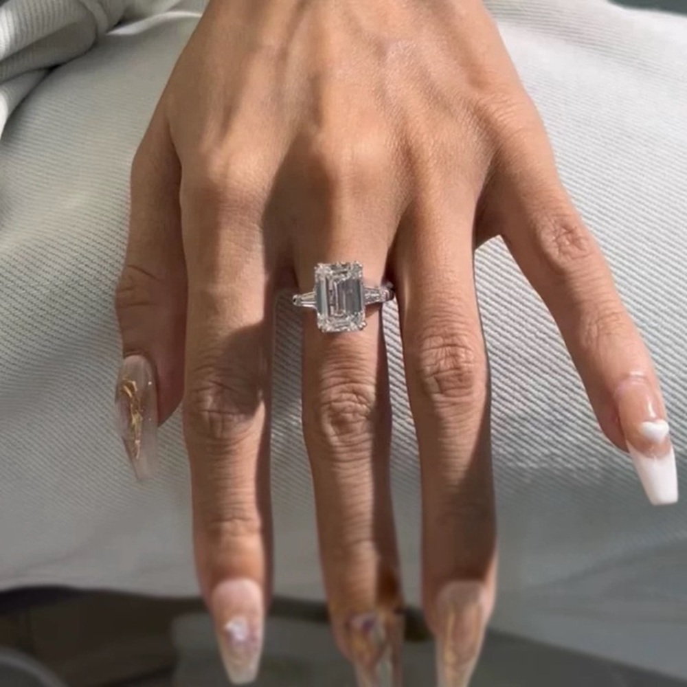 6CT Emerald Cut High Carbon Diamond Ring S925 Silver Three-Stone Engagement Ring - Picture 2 of 5